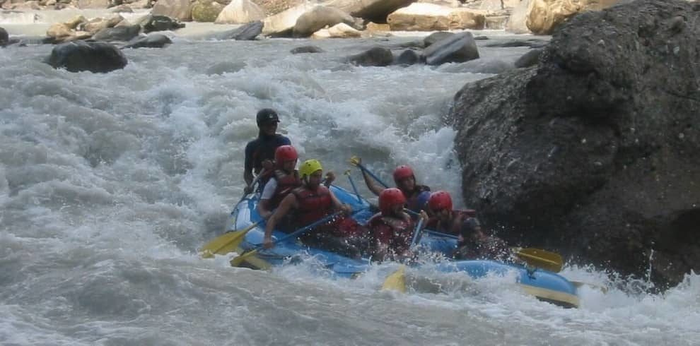 Joys-of-Rafting-over-Trisuli-River